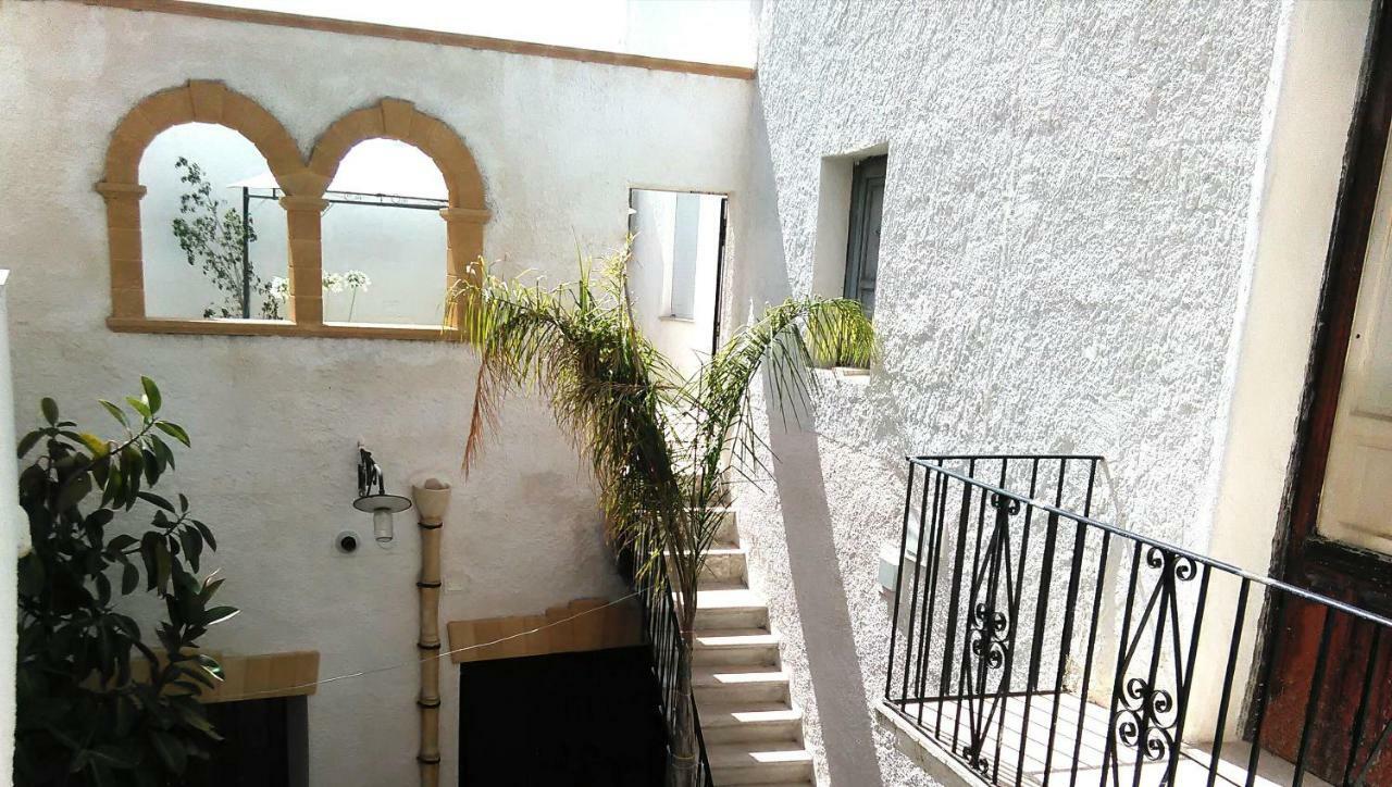La Corte Di Zaccaria Mazara del Vallo Exterior photo