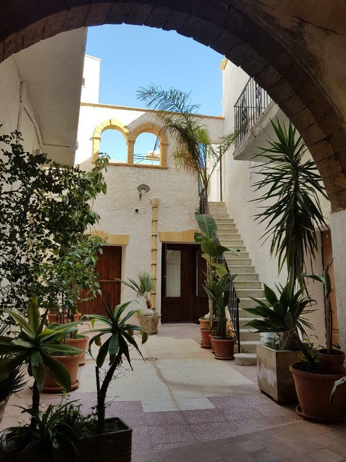 La Corte Di Zaccaria Mazara del Vallo Exterior photo